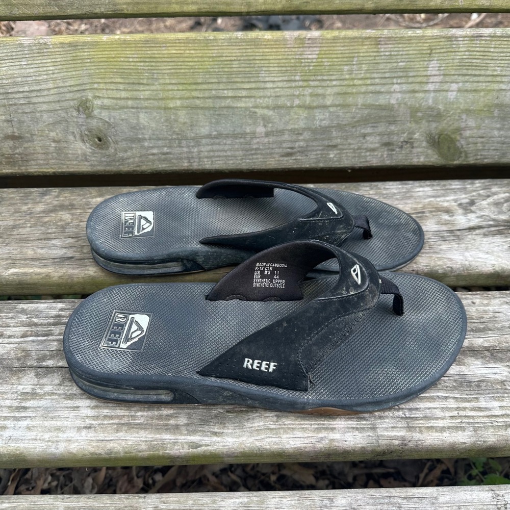 Vintage Reef Fanning Black Flip Flops Mens Size 11 Sandals Bottle Opener Y2K